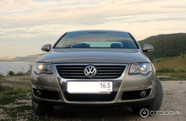 Автомобиль Volkswagen Passat В6 седан фото