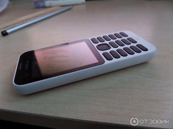 Мобильный телефон Nokia 215 фото